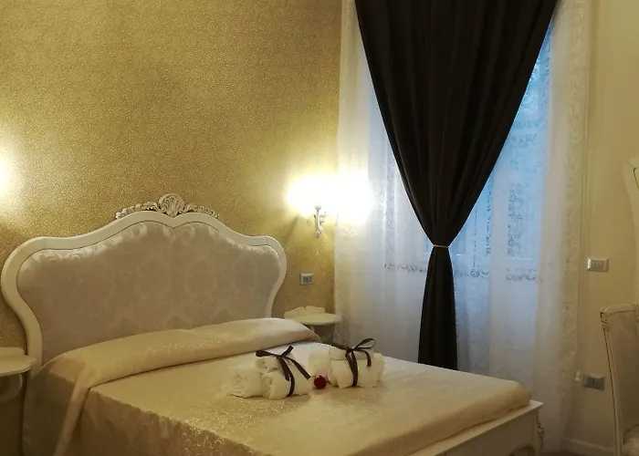 Alojamento de Acomodação e Pequeno-almoço Giorgia 4*